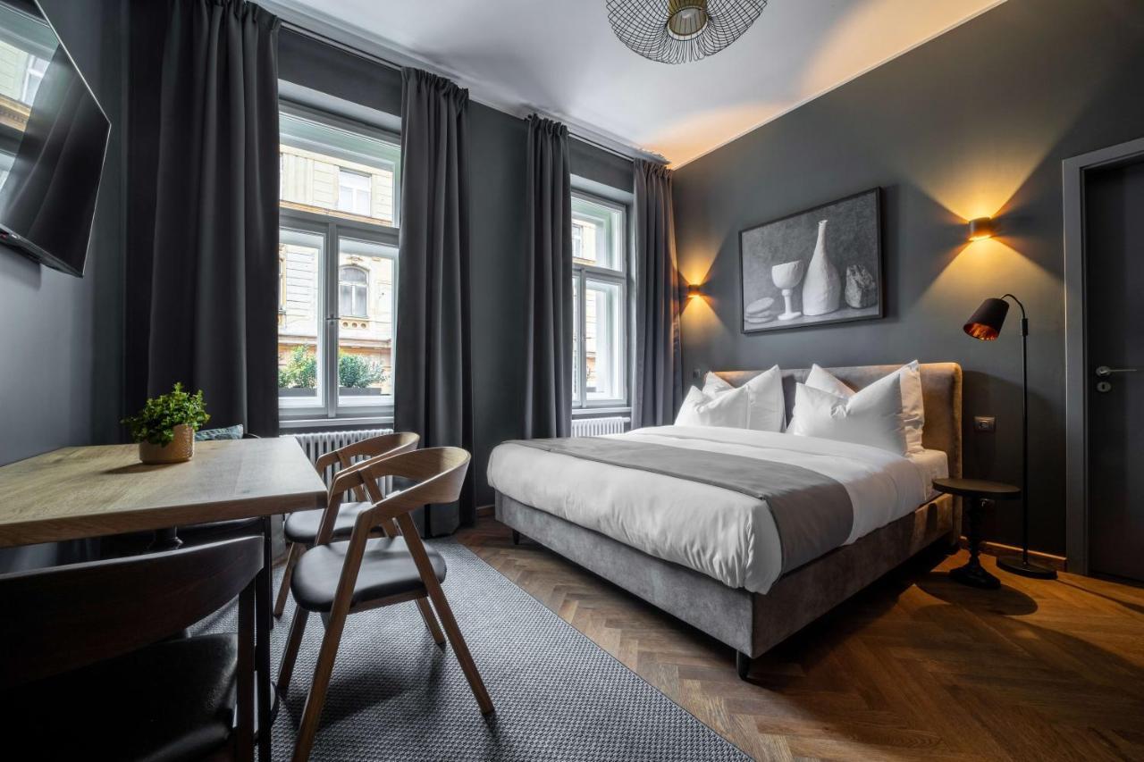 The Viaduct - Suites & More Praha Eksteriør bilde