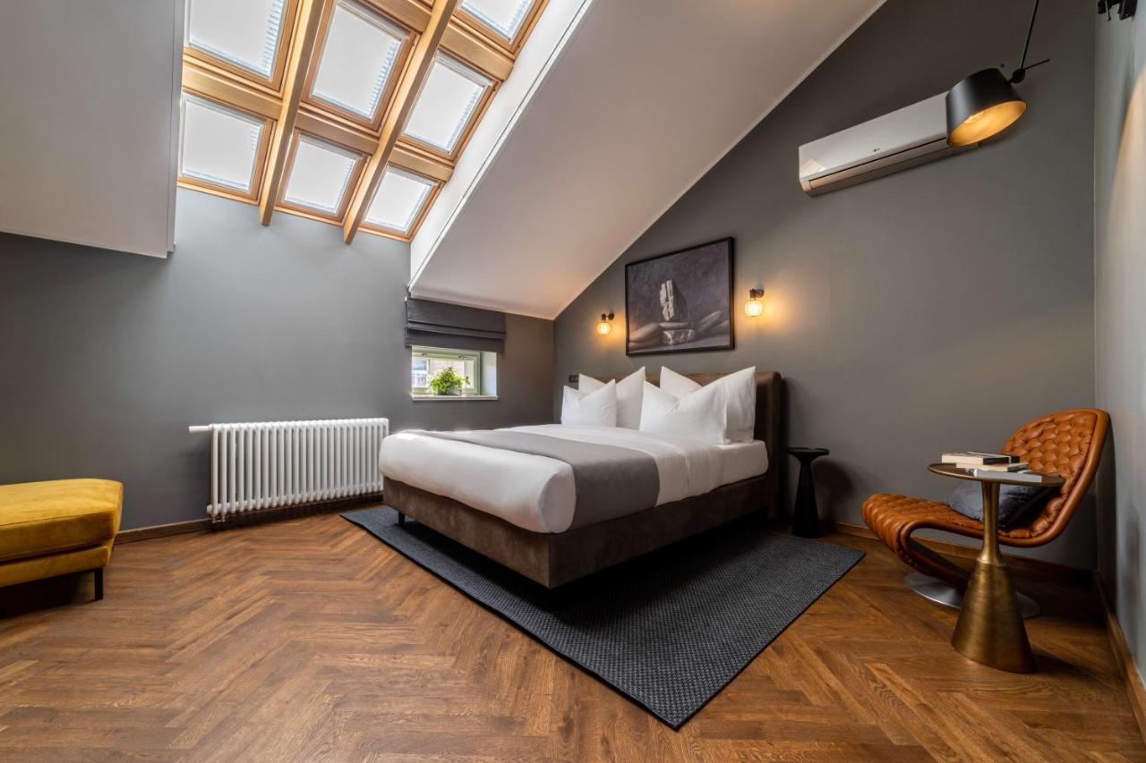 The Viaduct - Suites & More Praha Eksteriør bilde