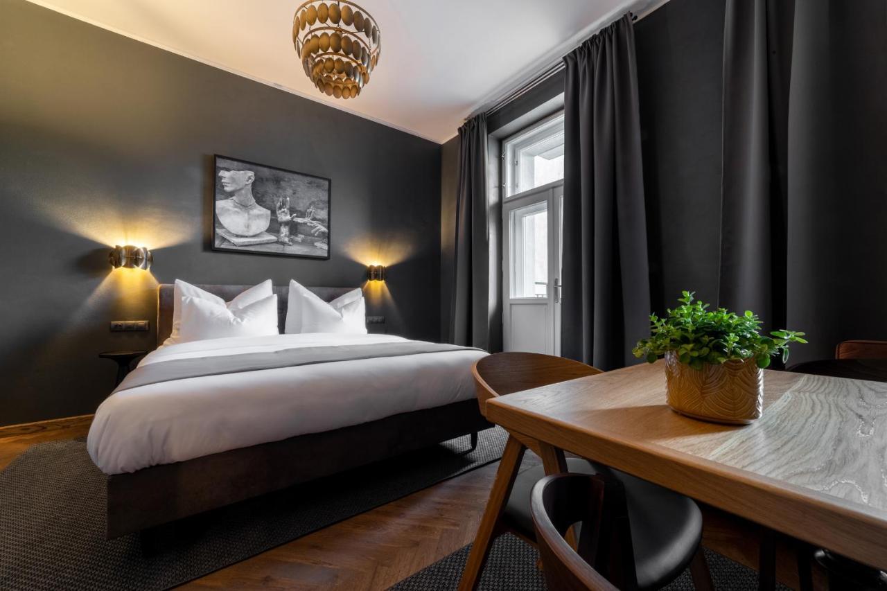 The Viaduct - Suites & More Praha Eksteriør bilde