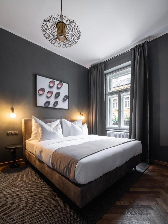 The Viaduct - Suites & More Praha Eksteriør bilde