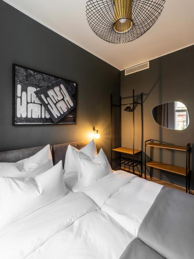 The Viaduct - Suites & More Praha Eksteriør bilde